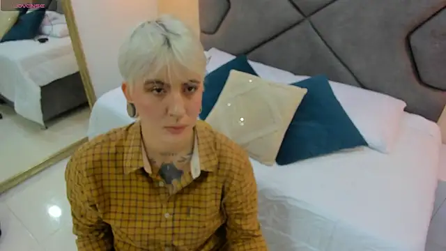 Snapshot of amy_ink chatting on 09-28-25, 11:59 amy ink online show from 09-28-25, 11:59