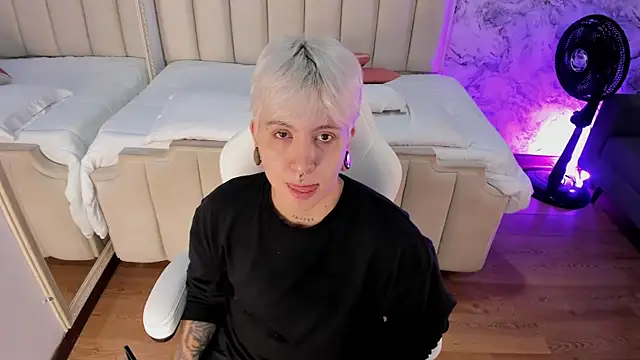 Snapshot of amy_ink chatting on 09-29-25, 11:26 amy ink online show from 09-29-25, 11:26