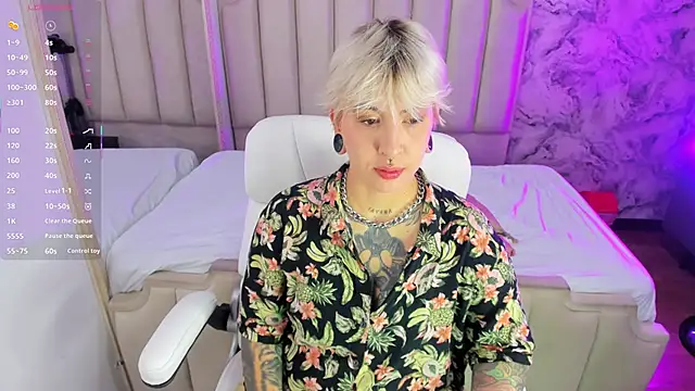 Snapshot of amy_ink chatting on 12-04-25, 11:08 amy ink online show from 12-04-25, 11:08