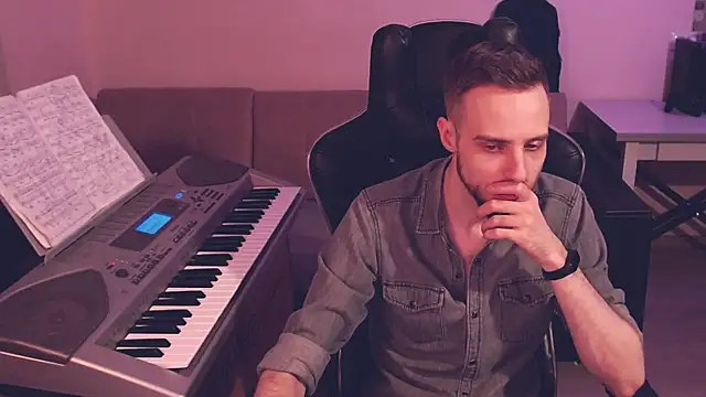 Sweetparker online show from 12-14-24, 08:13