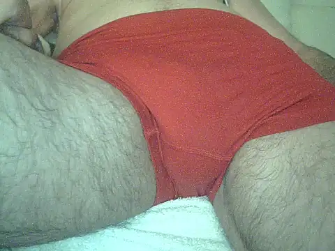 Snapshot of melihistt chatting on 05-11-26, 06:05 melihistt online show from 05-11-26, 06:05