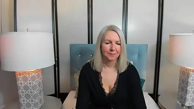 EricaTop online show from 02-15-26, 07:51