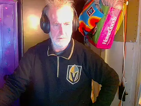 Snapshot of Sweet_Sexy1963 chatting on 02-09-25, 09:37 Sweet Sexy1963 online show from 02-09-25, 09:37