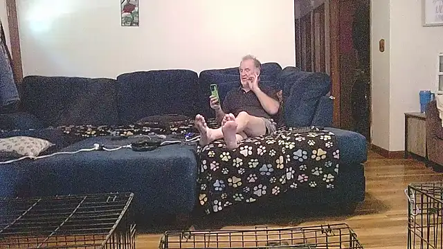 Snapshot of Sweet_Sexy1963 chatting on 09-30-25, 05:51 Sweet Sexy1963 online show from 09-30-25, 05:51