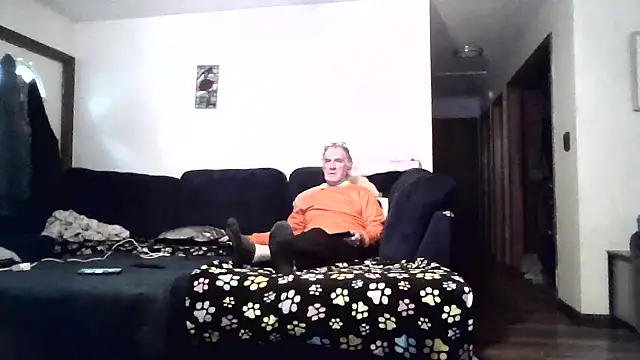 Snapshot of Sweet_Sexy1963 chatting on 10-10-25, 01:54 Sweet Sexy1963 online show from 10-10-25, 01:54