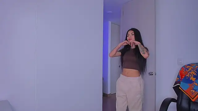 Lisegg  online show from 02-06-26, 03:26