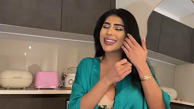 ArabicBarbie online show from 04-09-26, 10:48