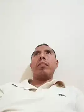 desnudo Sexoxo online show from 01-06-25, 02:15