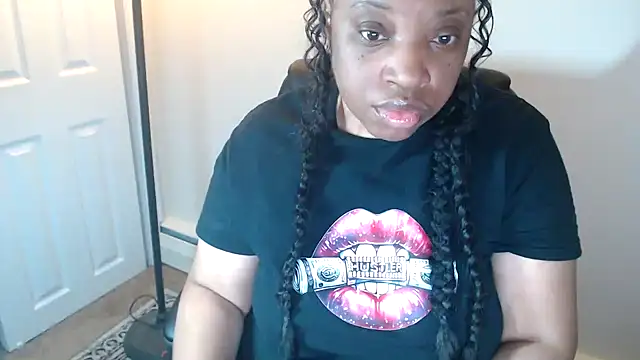 Snapshot of Sexymona1218 chatting on 05-09-26, 07:02 Sexymona1218 online show from 05-09-26, 07:02