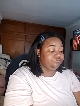 Snapshot of Daddys_girl1 chatting on 09-10-25, 04:34 Daddys girl1 online show from 09-10-25, 04:34