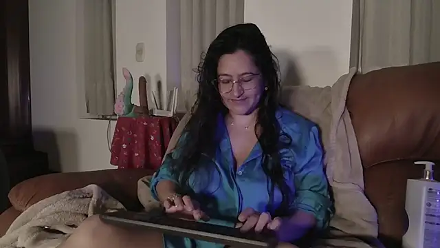 DeesseLuxure online show from 10-02-25, 07:04