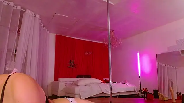 Sweet-Ginger online show from 09-14-25, 03:55