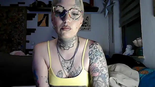RoxxyInk online show from 05-31-26, 10:11