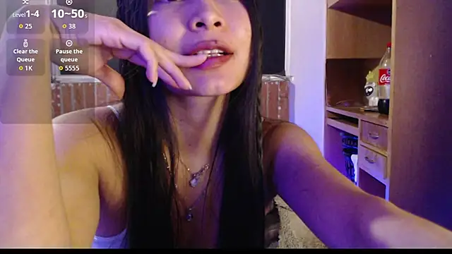 evolet01 online show from 08-02-26, 04:00