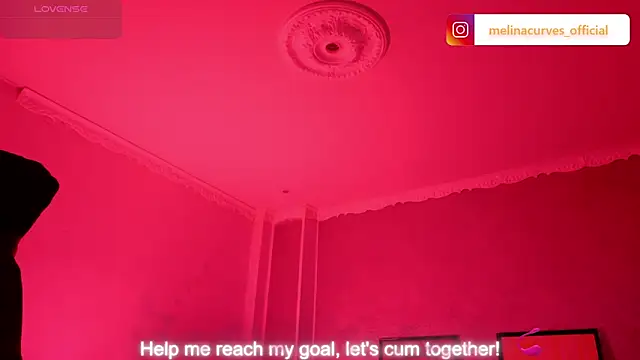 Snapshot of _MelinaCurves_ chatting on 02-18-25, 12:48  MelinaCurves  online show from 02-18-25, 12:48