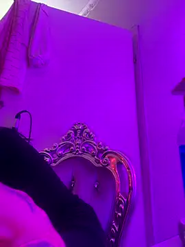  MelinaCurves  online show from 11-28-25, 10:34