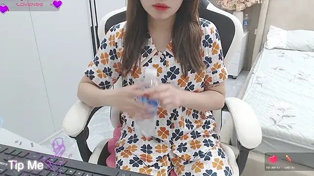 Hanako love online show from 02-17-26, 03:40