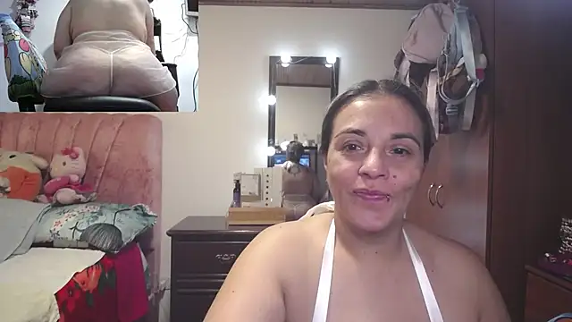 zoe hotxxx online show from 04-06-26, 01:56