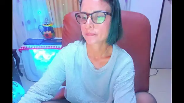 BrianaGarner online show from 09-19-25, 04:18