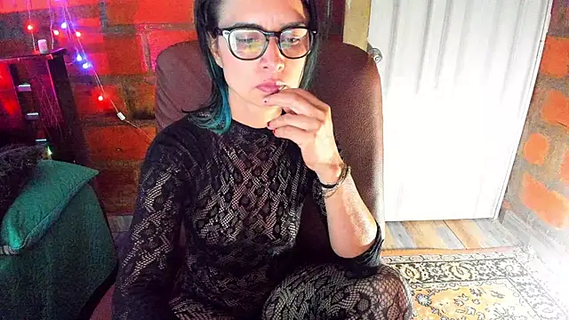 BrianaGarner online show from 04-21-26, 03:17