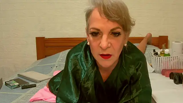 awild kitten online show from 01-05-25, 09:15