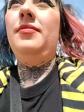 Snapshot of cindy_ink chatting on 02-14-25, 03:05 cindy ink online show from 02-14-25, 03:05