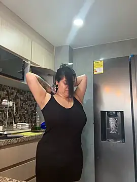 emilyjohanson online show from 01-29-25, 01:49