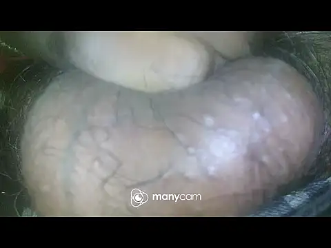 Snapshot of jikh13 chatting on 10-31-25, 08:04 jikh13 online show from 10-31-25, 08:04