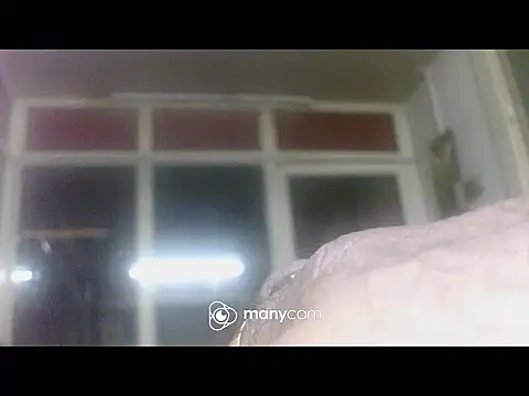 Snapshot of jikh13 chatting on 06-12-26, 06:45 jikh13 online show from 06-12-26, 06:45
