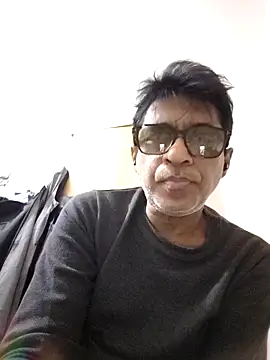 iamkahn 44 online show from 12-18-25, 07:09