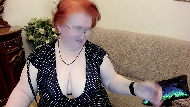 leiamillersonn online show from 02-02-26, 06:06