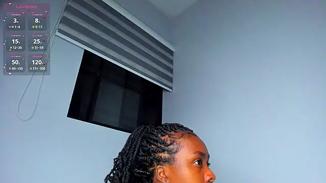 Snapshot of Sofi_Smiley chatting on 05-15-26, 03:24 Sofi Smiley online show from 05-15-26, 03:24