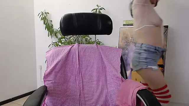 Akira xx online show from 03-15-26, 01:33