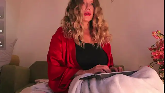 Snapshot of Kishaxxx chatting on 10-07-25, 05:59 Kishaxxx online show from 10-07-25, 05:59