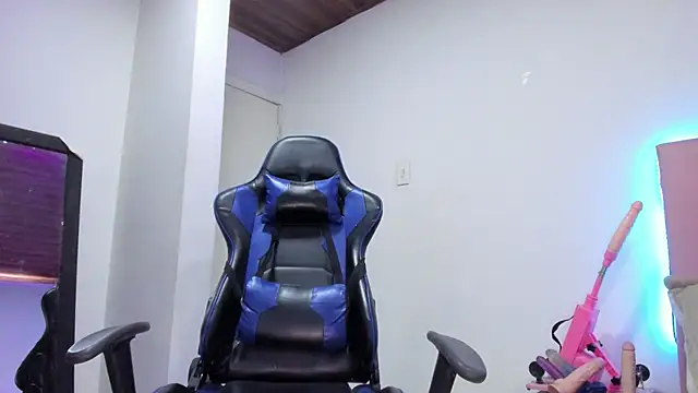 melani xc online show from 11-07-25, 02:28