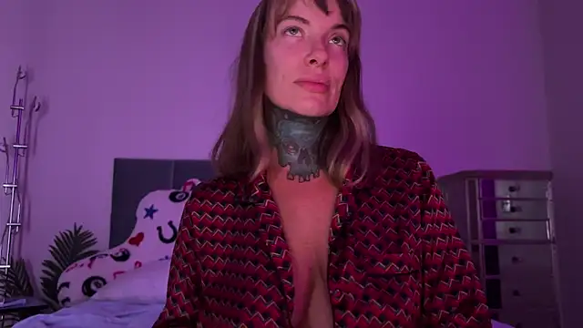 airgeadx online show from 12-17-25, 11:00