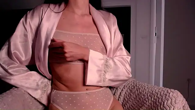 EvelynGG online show from 04-23-26, 12:40