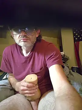 Snapshot of ROBERT0516 chatting on 07-25-26, 02:42 ROBERT0516 online show from 07-25-26, 02:42