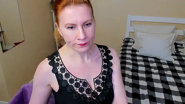 FoxySophia online show from 11-06-25, 10:27