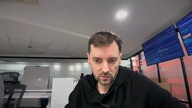Snapshot of Sunning2 chatting on 02-16-26, 02:57 Sunning2 online show from 02-16-26, 02:57