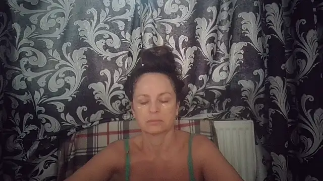 LindaStarS online show from 09-20-25, 04:35