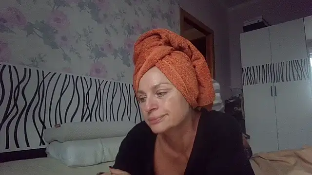 LindaStarS online show from 10-06-25, 02:25