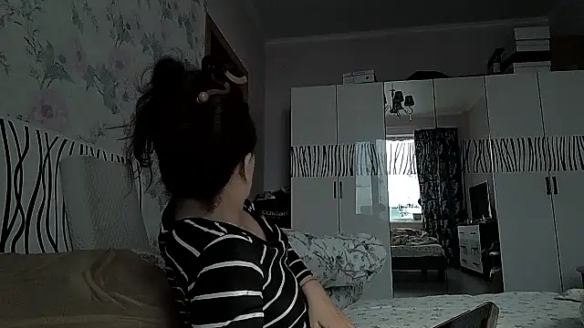 LindaStarS online show from 04-17-26, 12:08