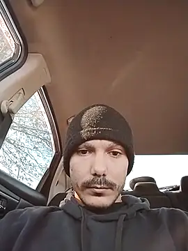 Snapshot of Selfsuckingfreak chatting on 01-05-26, 06:44 Selfsuckingfreak online show from 01-05-26, 06:44