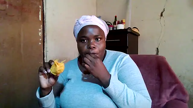 sexybigboobz online show from 11-20-25, 08:03