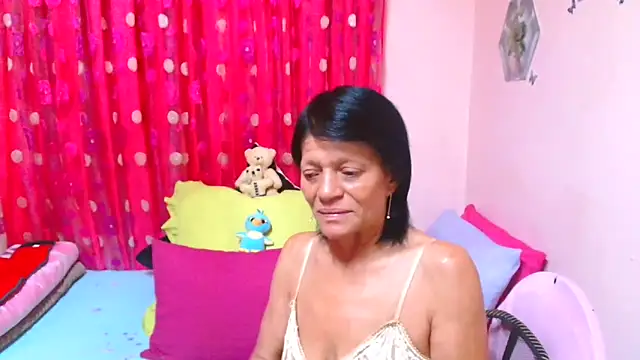 SLUTTYROXY online show from 04-13-26, 06:02