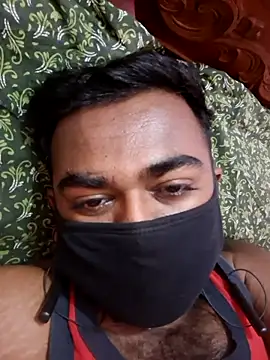 Snapshot of BlackHairy_man chatting on 05-29-26, 05:11 BlackHairy man online show from 05-29-26, 05:11