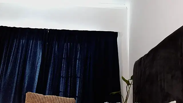 SoftRosee online show from 04-29-26, 05:55