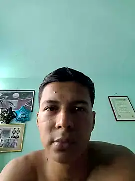 morenito420 online show from 08-03-26, 03:16