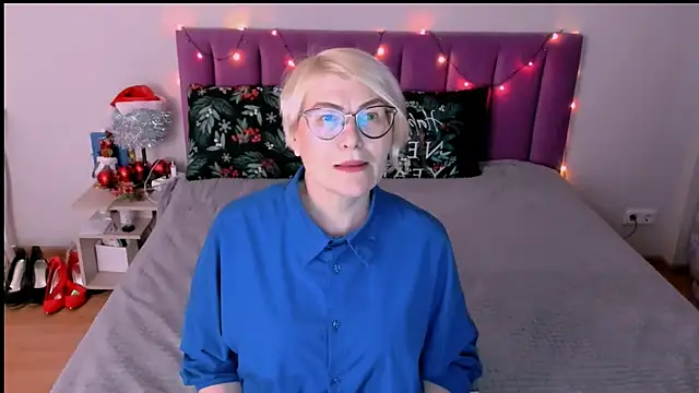 sabrinamacmarren online show from 01-10-26, 01:24